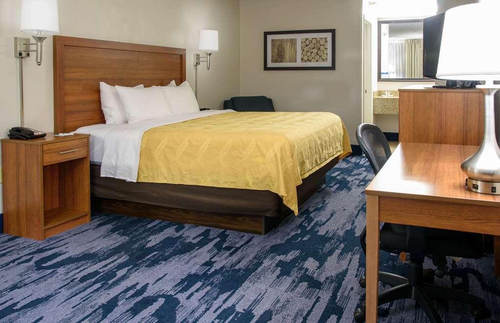 Quality Inn Lewisburg Quarto foto